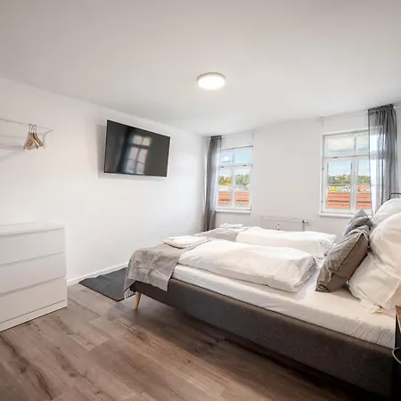 Apartamento Backhome - Maisionette - 120qm - Fantastische Schlosslage - Smarttv - Waschmaschine - Netflix - 24h Checkin- 4 Ludwigsburg