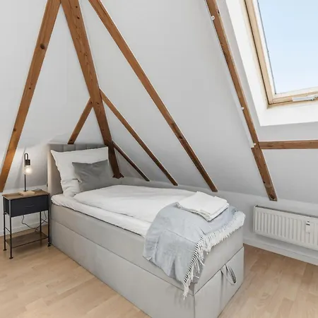 アパート Backhome - Maisionette - 120qm - Fantastische Schlosslage - Smarttv - Waschmaschine - Netflix - 24h Checkin- 4 *